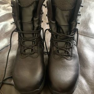 SE Max boots slip resistant and composite toe
